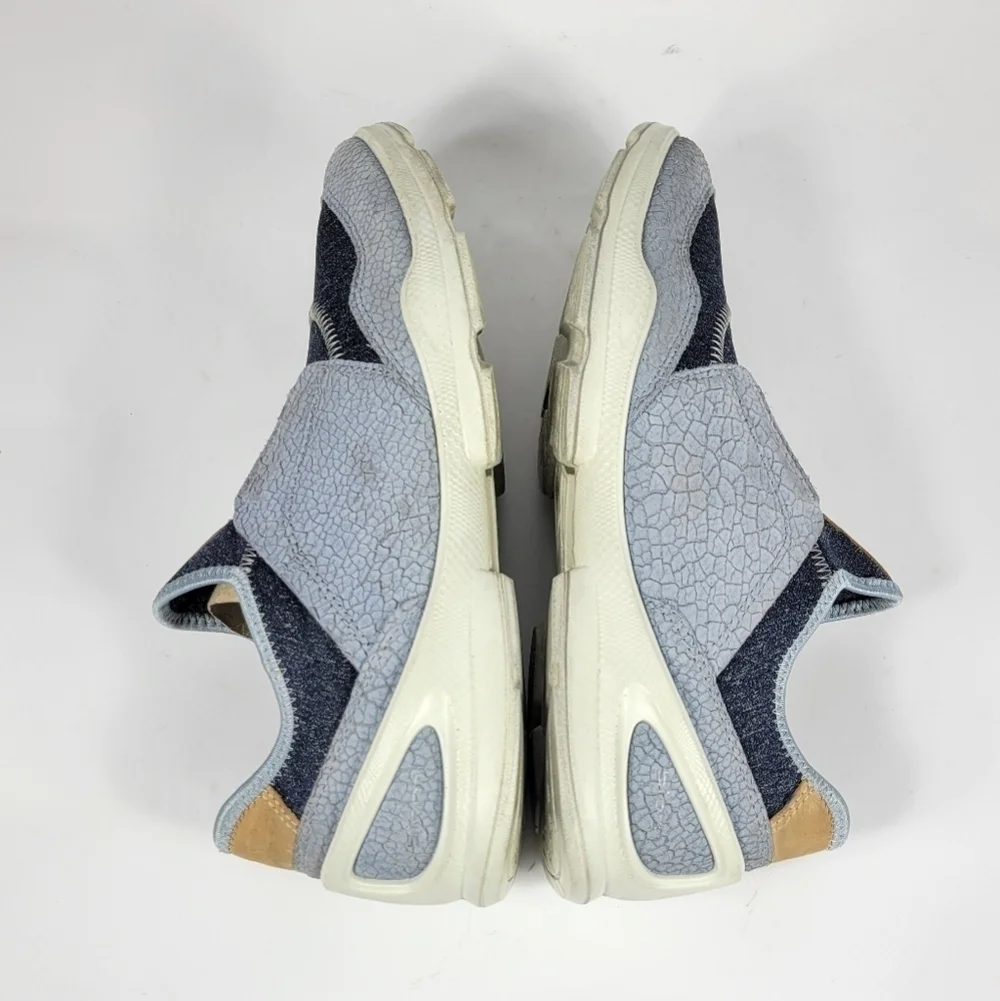 Ecco Sneakers #713 Size EU 39 (US8-8.5)